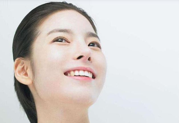 Fair and translucent skin is the key to the sense of first love. If you do these 6 steps well, your skin will often not be bad